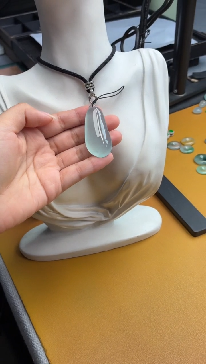 吊坠(不含链)未镶嵌翡翠4 福瓜 48.1 22.6 10.7