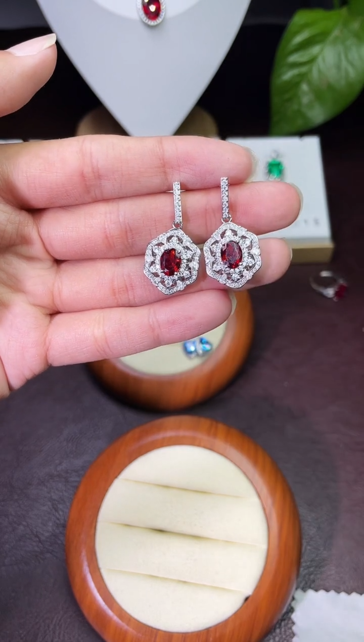 合金合成钻石耳饰红宝耳坠