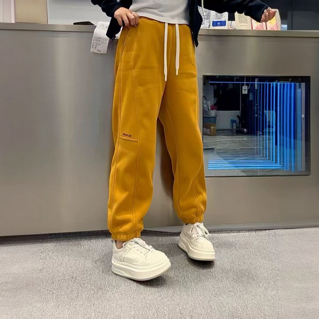 秋冬3色加绒加厚休闲宽松显瘦百搭束脚运动外穿洋气休闲裤