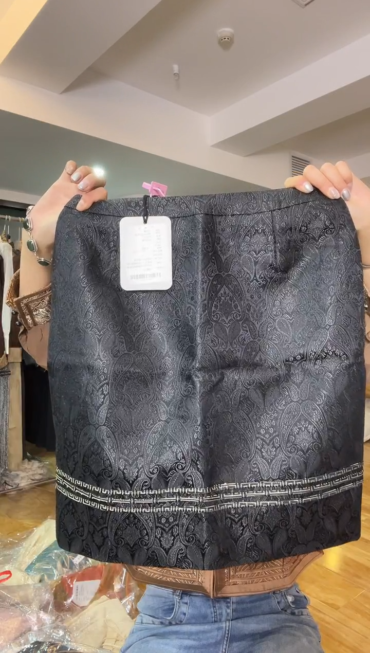 半身裙       3XL码    135-145斤