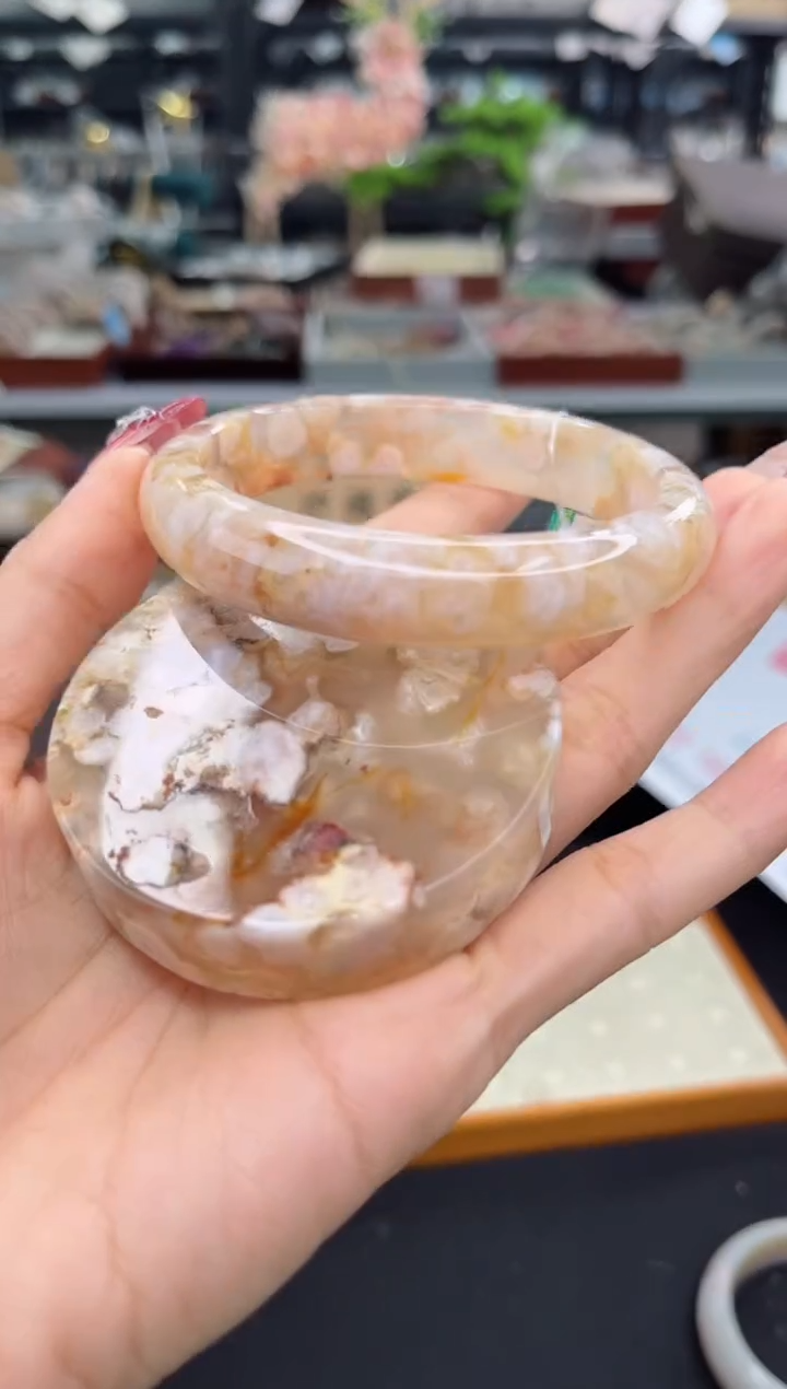 【闪购商品】石英质玉手镯未镶嵌63圈口（赠品镯心）6680333