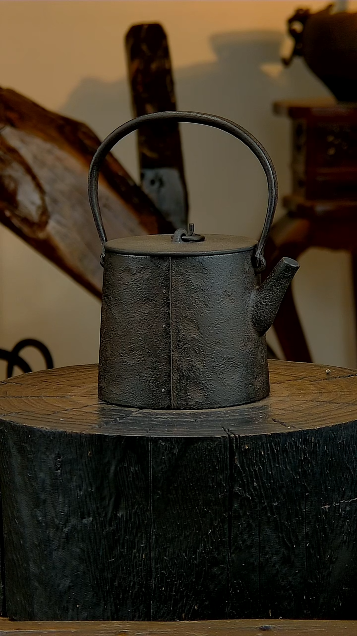 别看我人不正经。壶，正儿八经！！