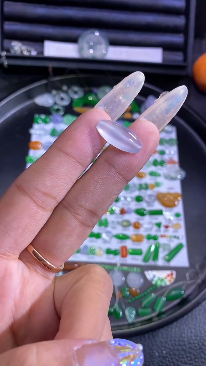 未镶嵌挂件翡翠珠子