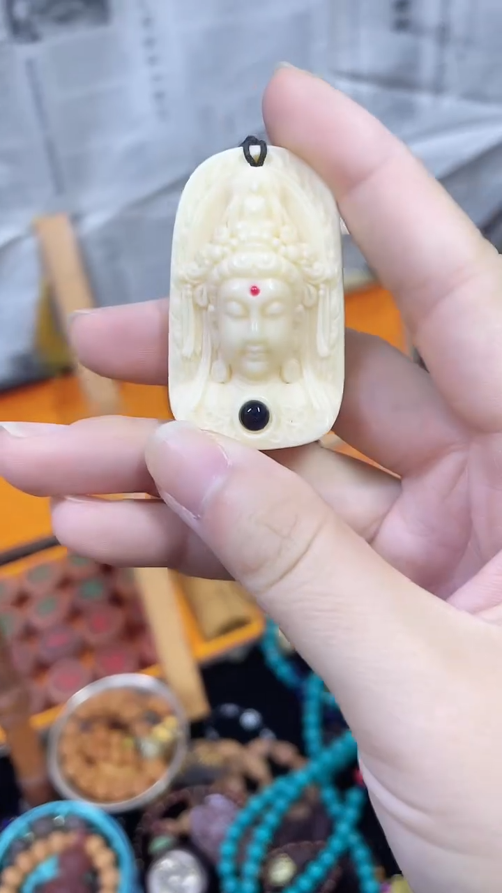 摆件主播推荐如图所示