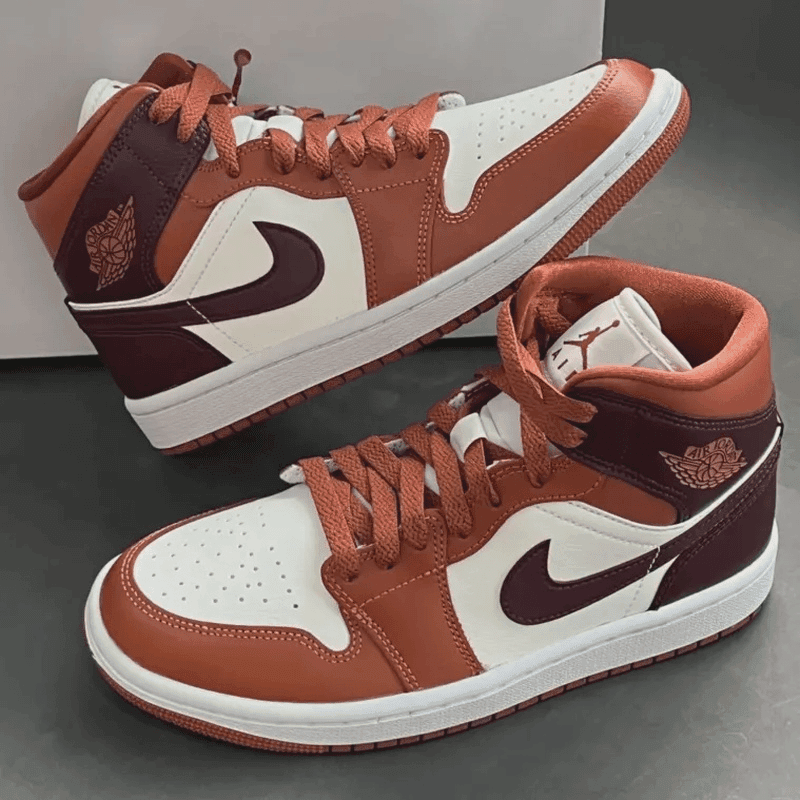 Nike/耐克高帮板鞋 AIR JORDAN 1MID 橙色中帮AJ1篮球鞋男女同款