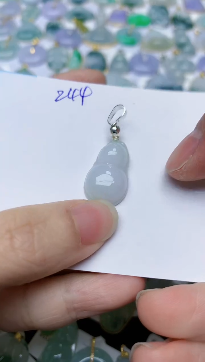 【闪购商品】翡翠颈饰合金天然翡翠A货    