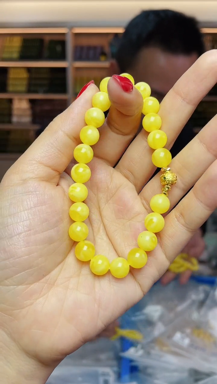 【闪购商品】蜜蜡裸石未镶嵌多样性发一件