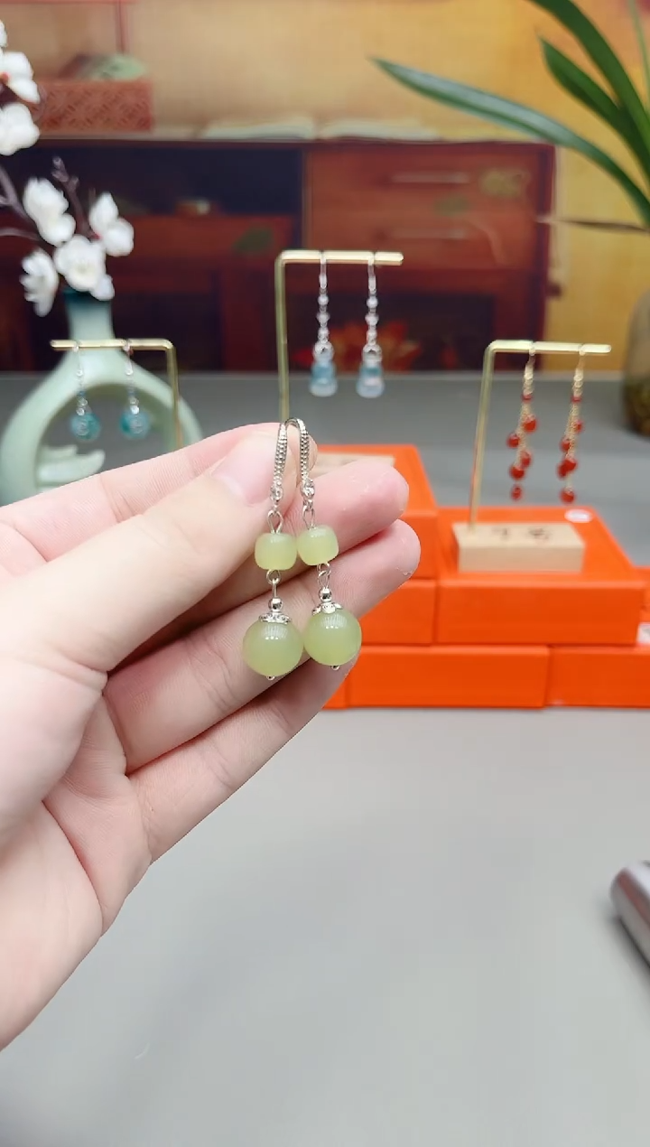 未镶嵌东陵石耳饰430