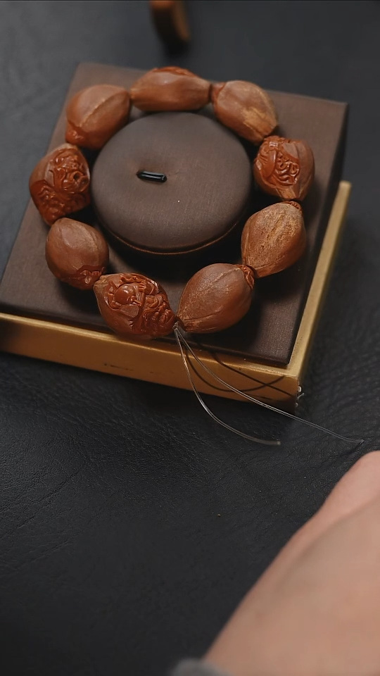 【闪购商品】橄榄核吊坠 梦梦精品核雕