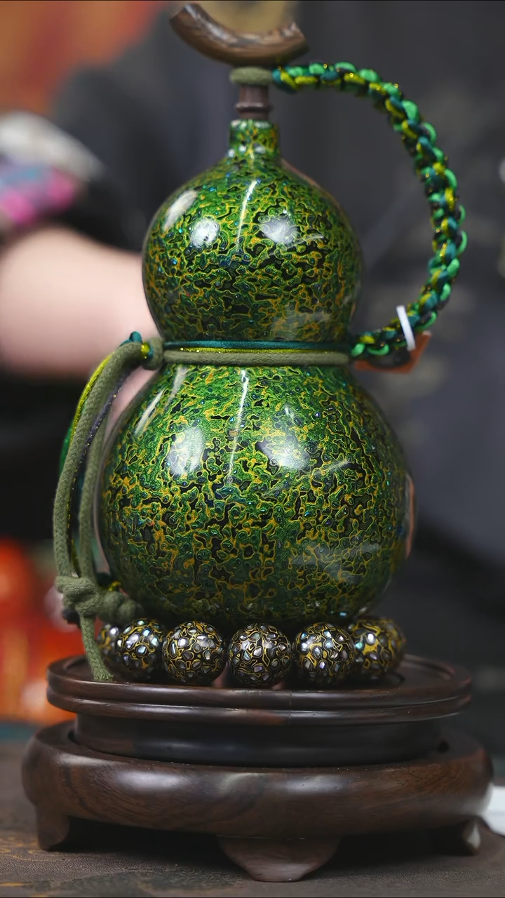 【闪购商品】YB191漆艺酒葫芦不包手串及旋转底座