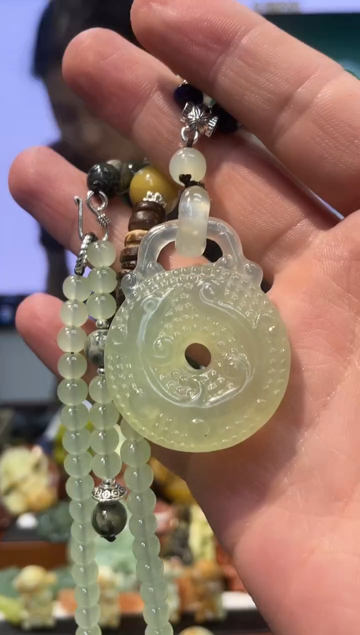 【闪购商品】岫玉吊坠未镶嵌·多样性发货*拍一发一