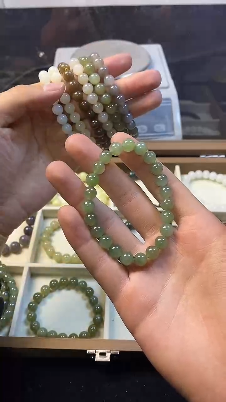 未镶嵌手串和田玉?主播推荐！！