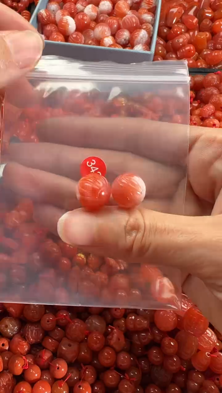 【闪购商品】南红玛瑙颈饰未镶嵌1