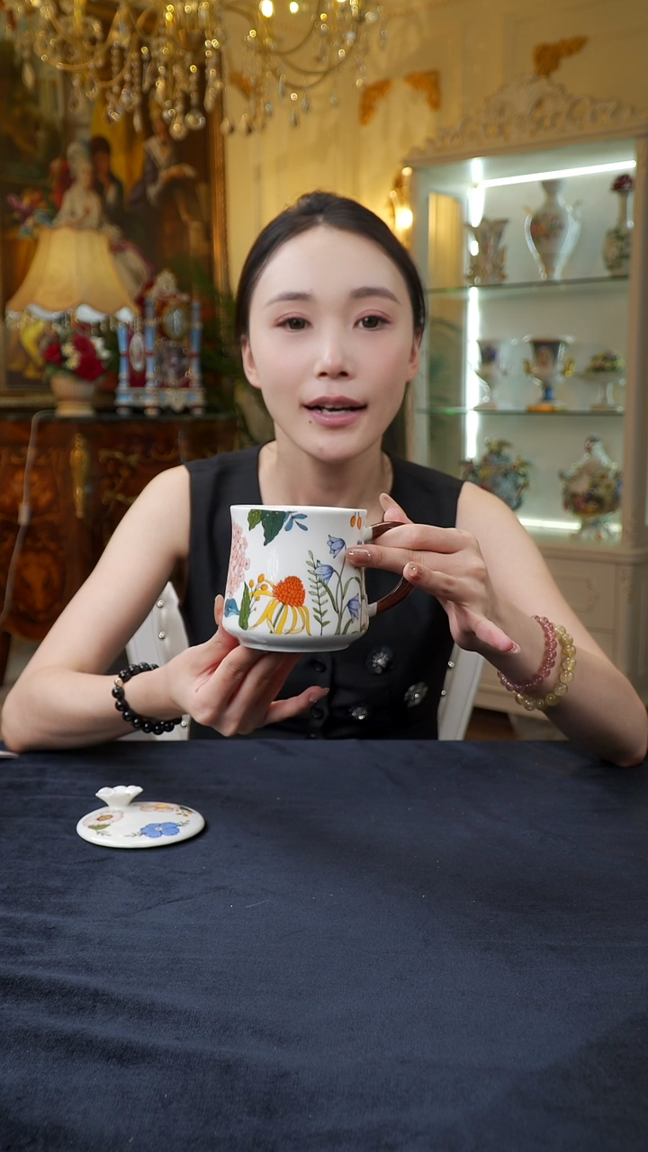 瓷婷婷中古器物如图所示171