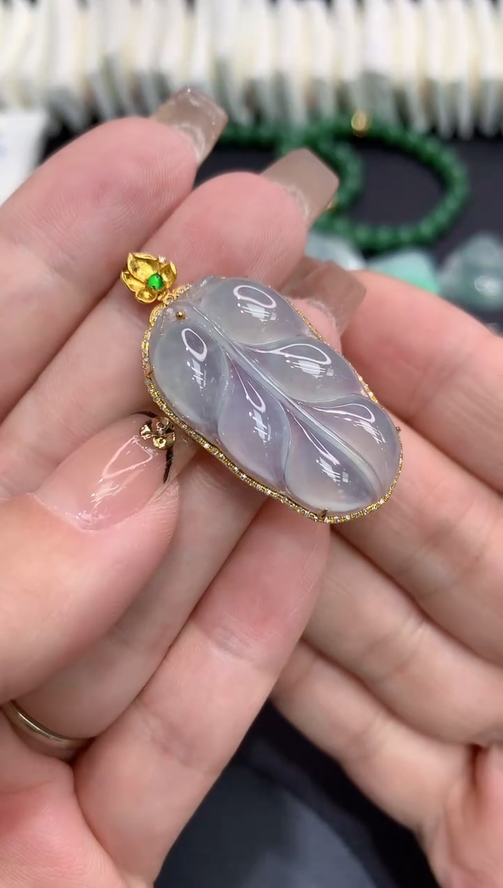 吊坠(不含链)18K金镶嵌翡翠111