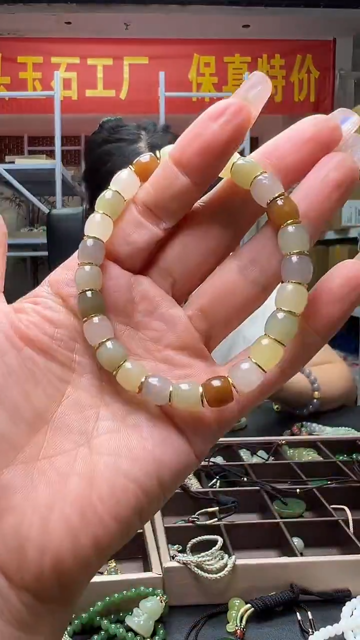 和田玉未镶嵌吊坠(不含链)（多样性发货.发其一97