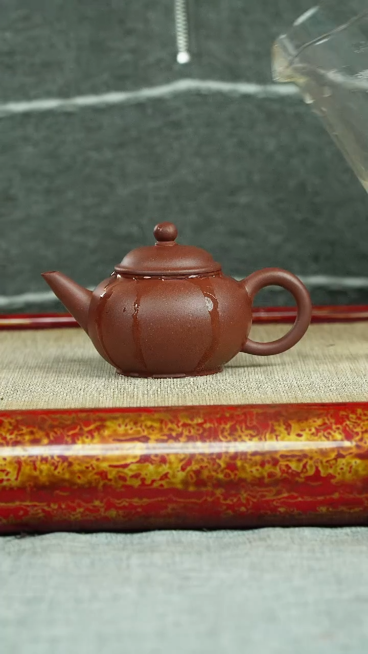 【闪购商品】紫砂茶杯水平 紫泥 俞志贤制