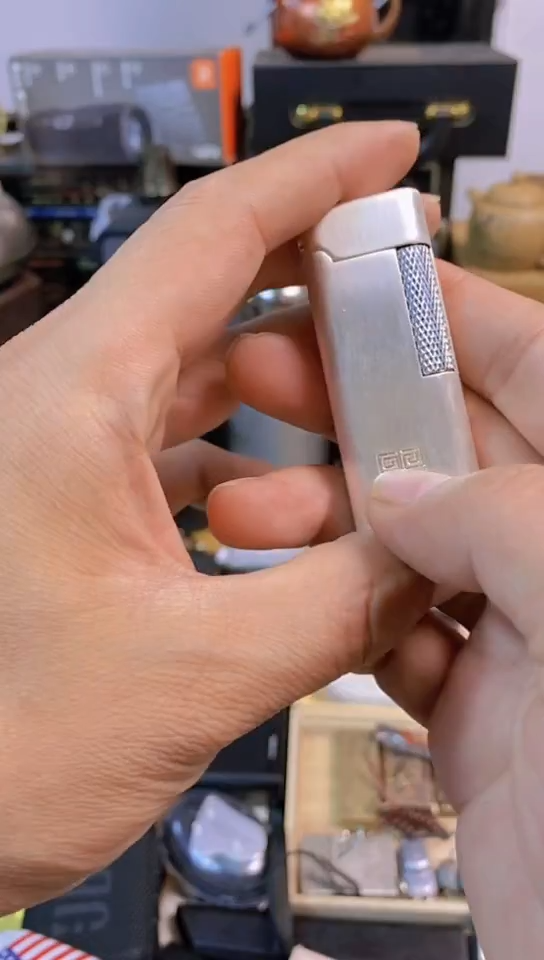 瓷片闪购商品，如图所示