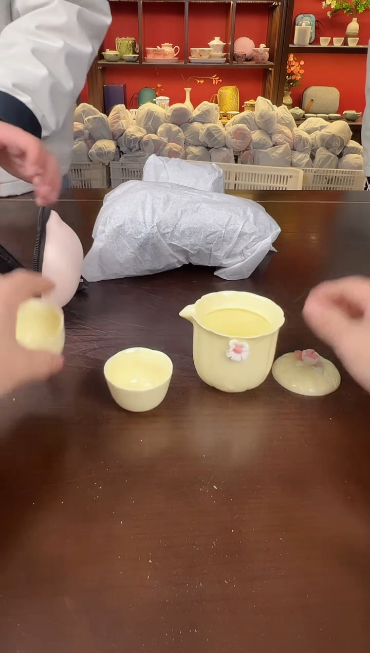 【闪购商品】捏花黄111111111111111