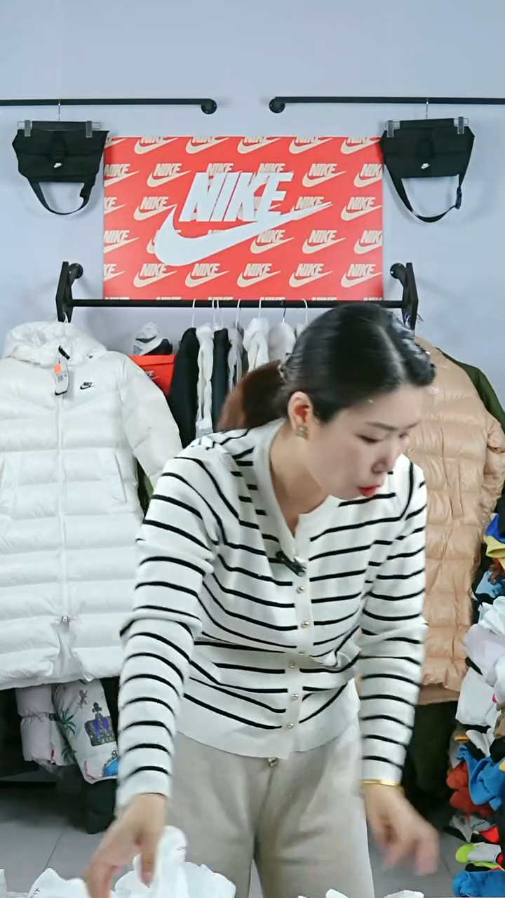 1823闪购编码Nike/Jordan运动衣以直播间过款为准尺码