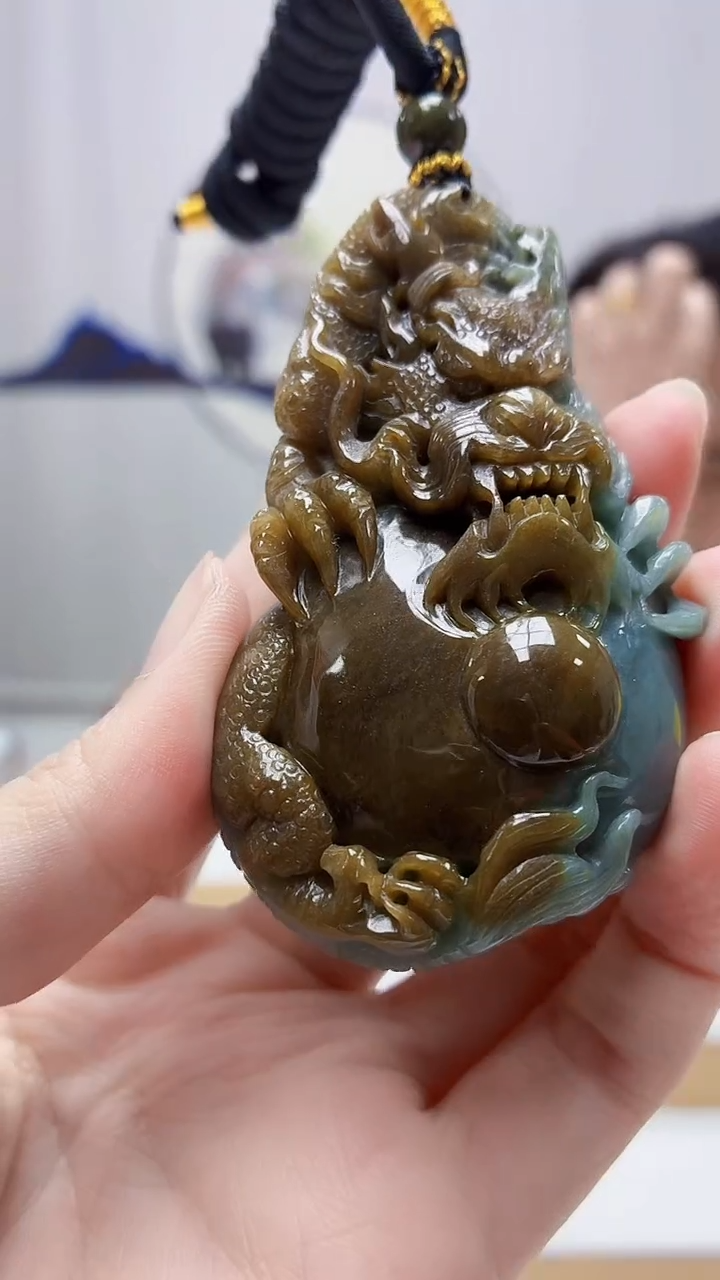 未镶嵌定制翡翠5060zm-毛货挂件113龙牌