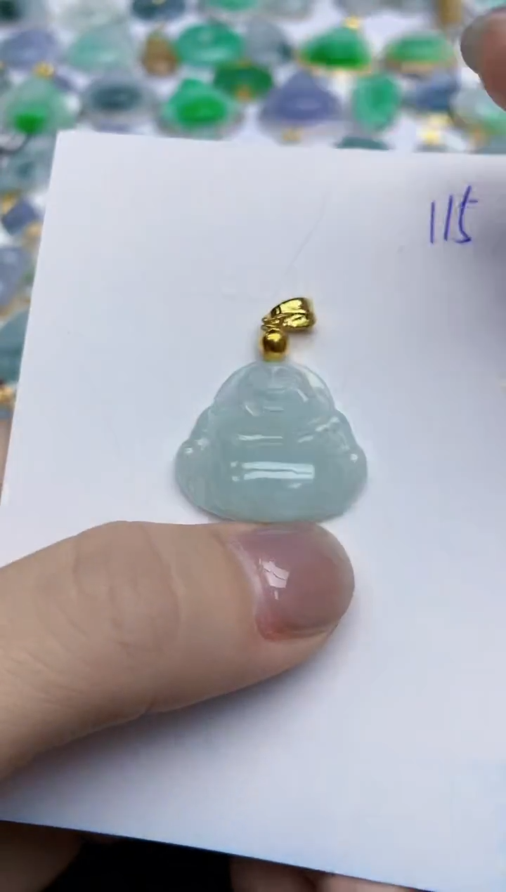 【闪购商品】翡翠颈饰未镶嵌天然翡翠A货
