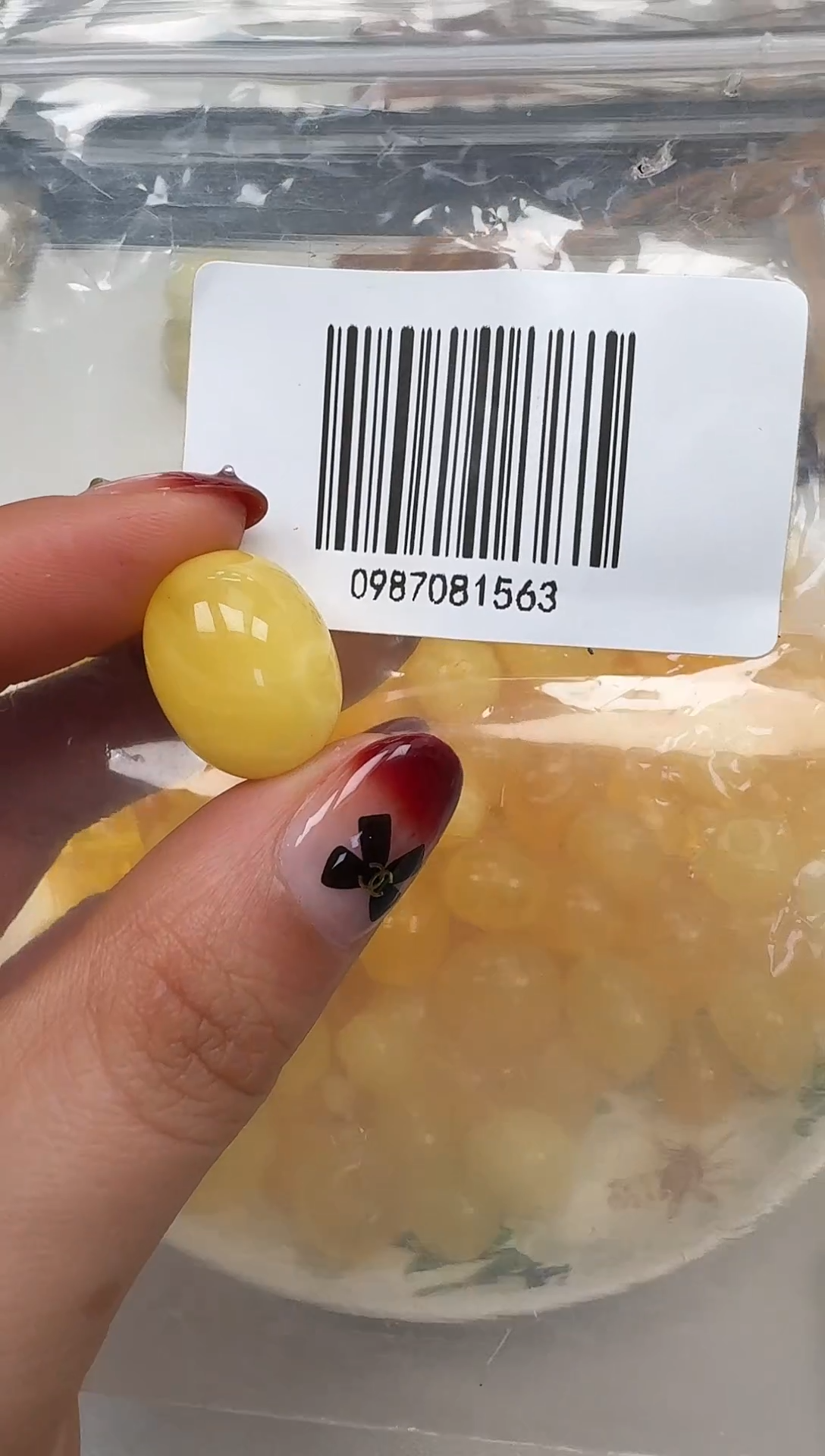 裸石琥珀未镶嵌互**忘如图微瑕