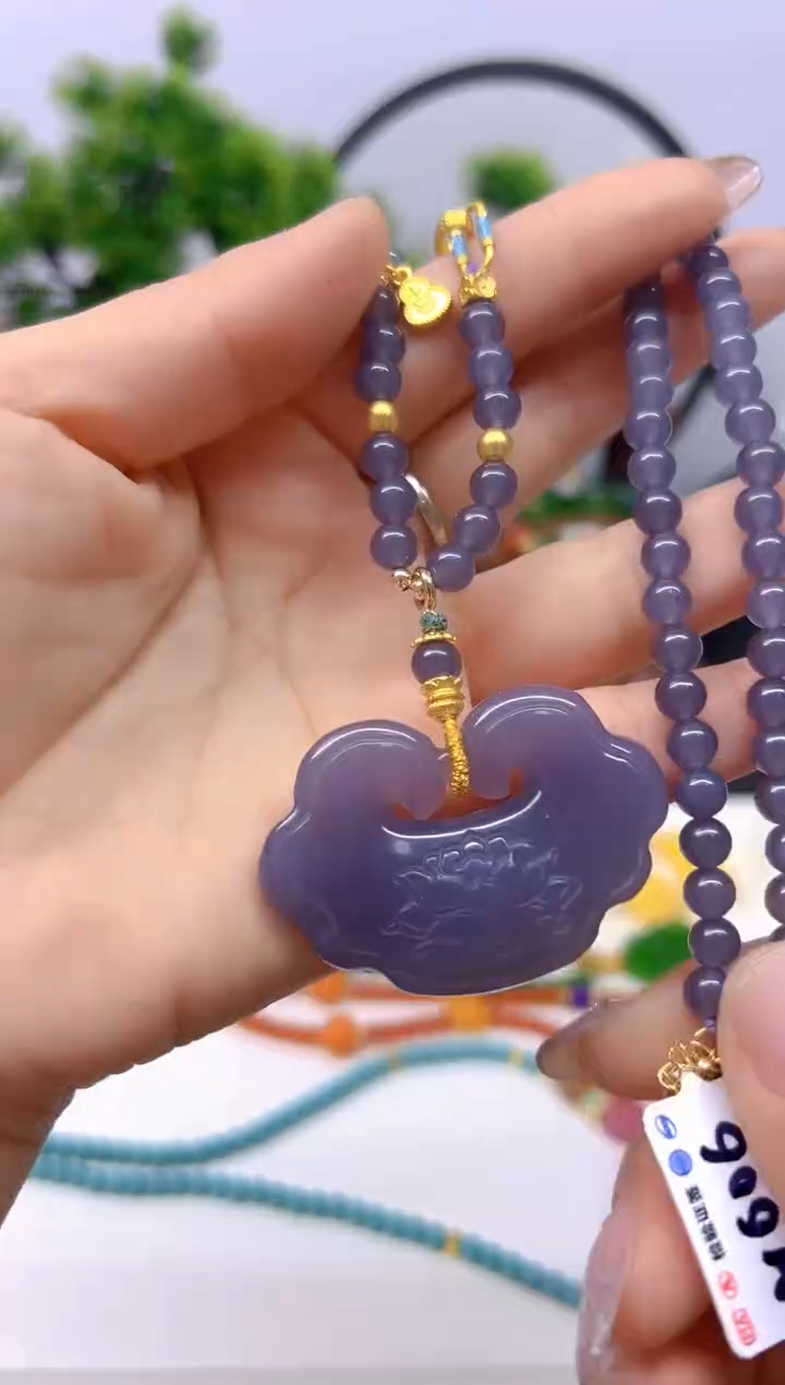 【闪购商品】和田玉毛衣链未镶嵌M606