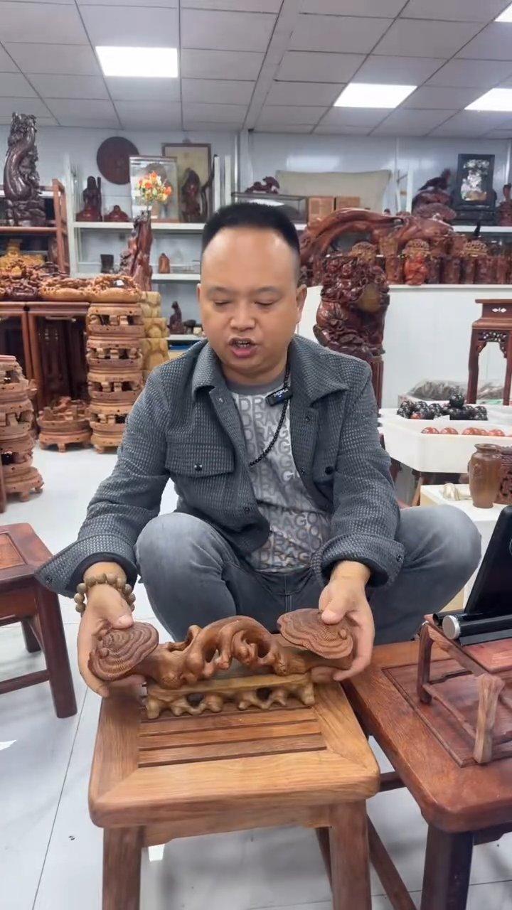 花梨木类木雕款工艺品88888888
