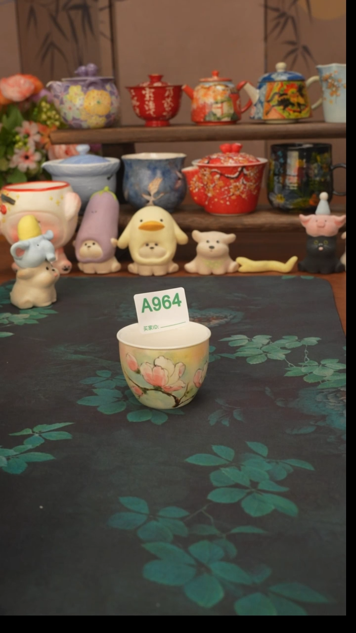 是泥吖  玉兰花小缸杯964