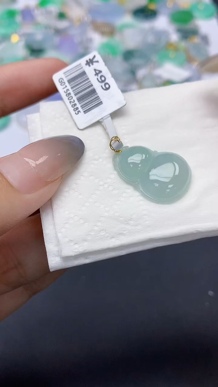 翡翠未镶嵌颈饰天然缅甸a货翡翠