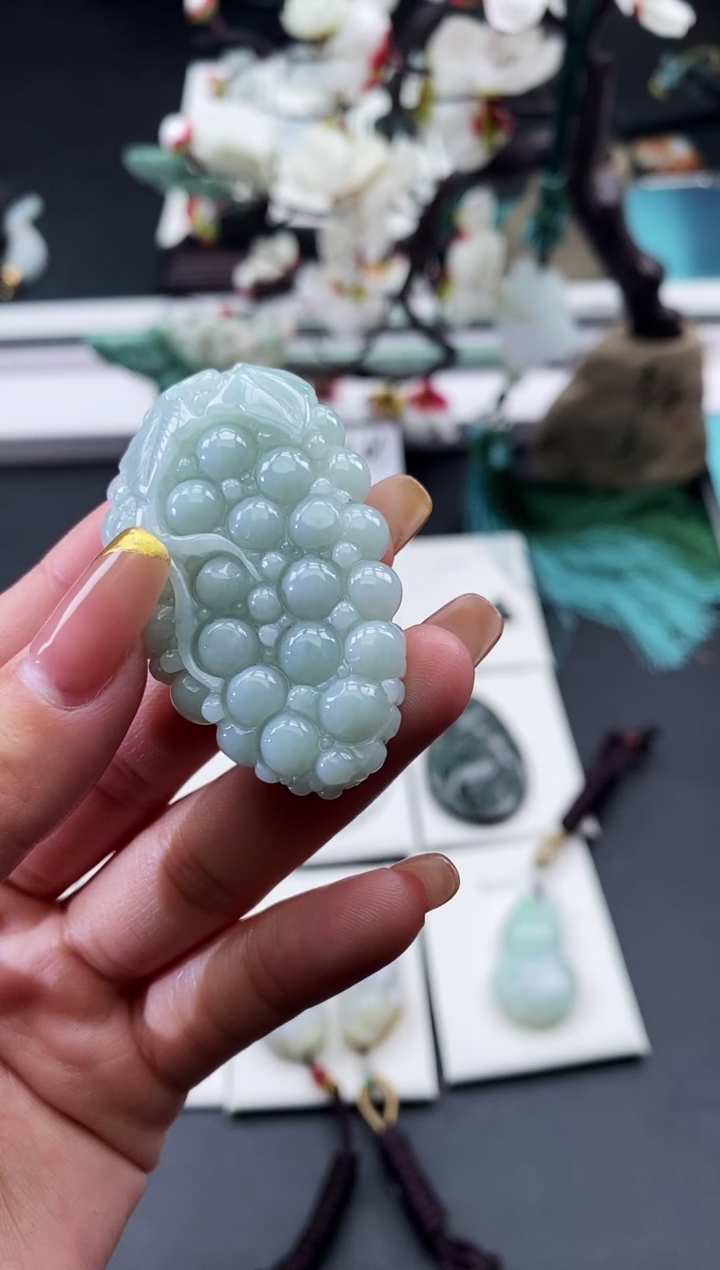 【闪购商品】翡翠吊坠(不含链)未镶嵌天然缅甸翡翠A货