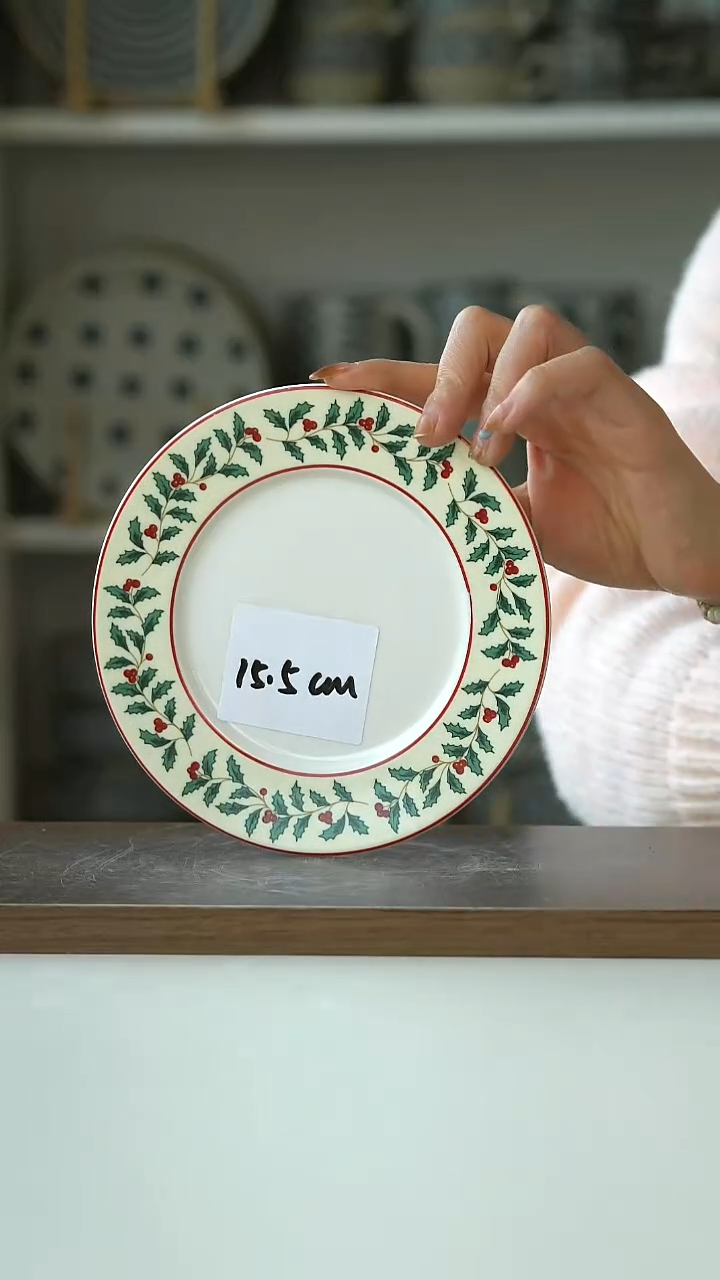 陶出英Royal Doulton 冬青骨瓷甜品盘15.5cm@4-2@微瑕