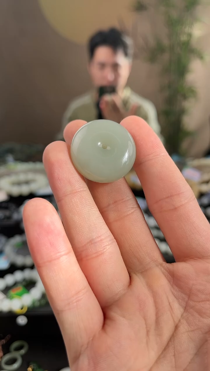 【闪购商品】和田玉平安扣未镶嵌且末青白平安扣微色差