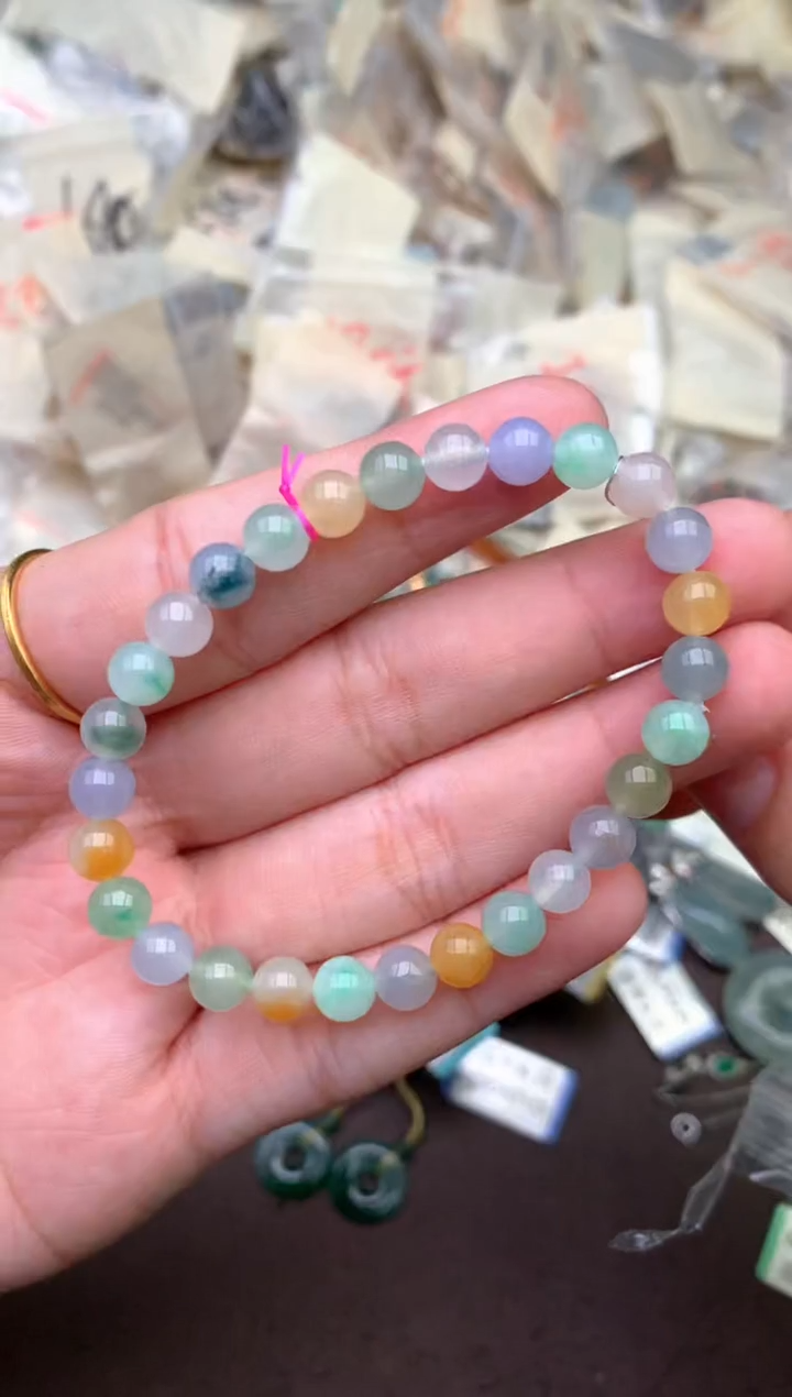 未镶嵌挂件翡翠   —