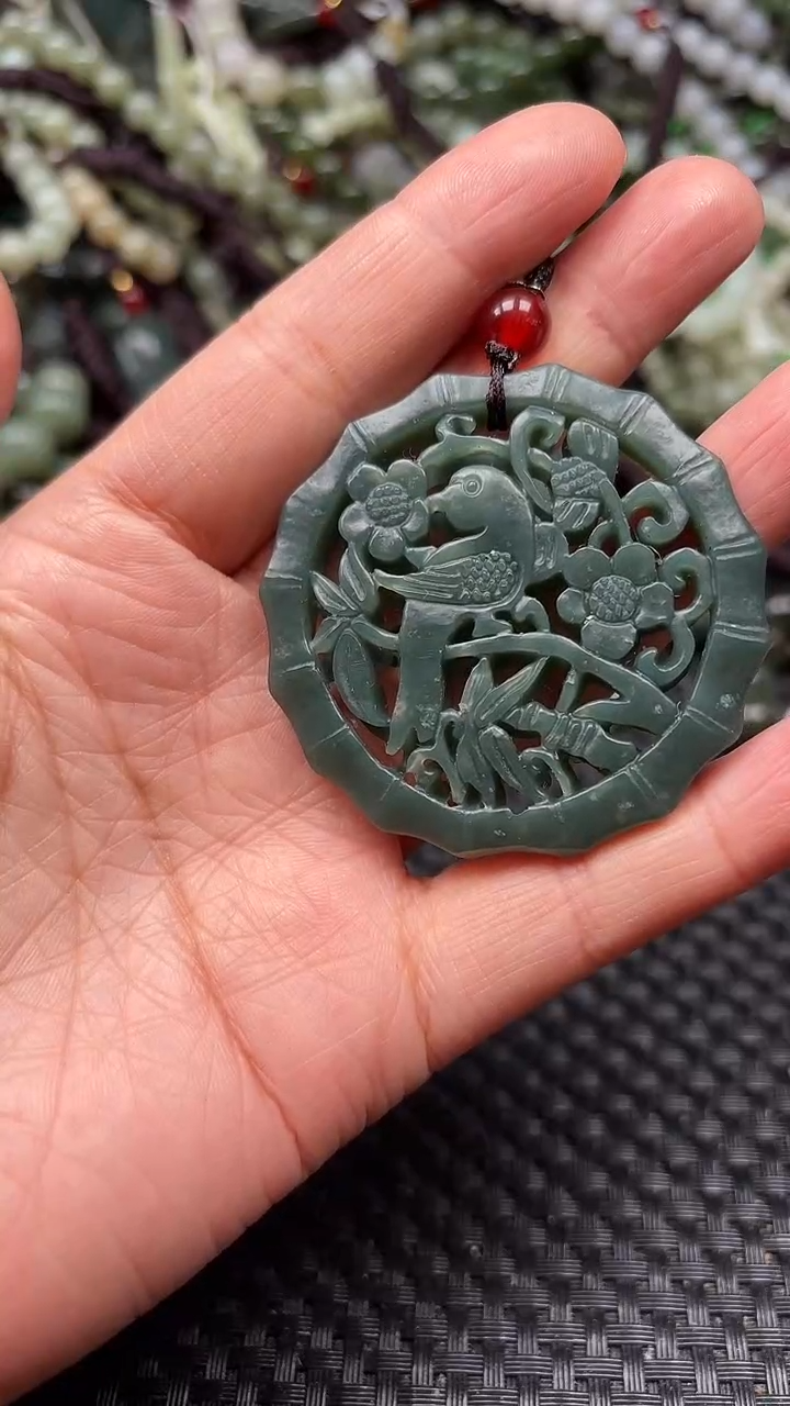 【闪购商品】和田玉颈饰未镶嵌1