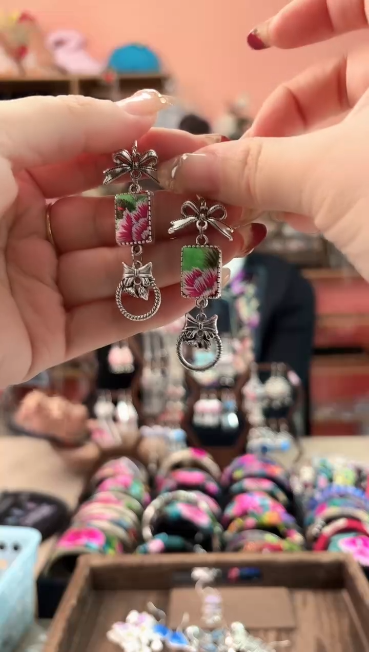 艺枝独绣手工饰品2