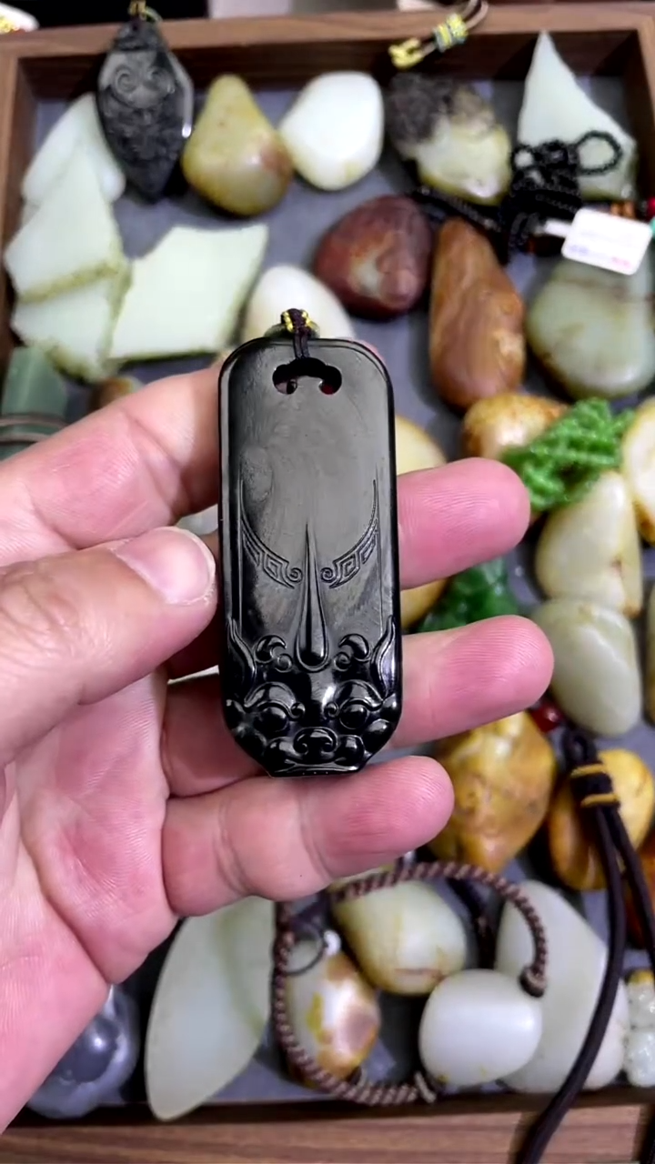 【闪购商品】和田玉颈饰未镶嵌塔青福利有包容