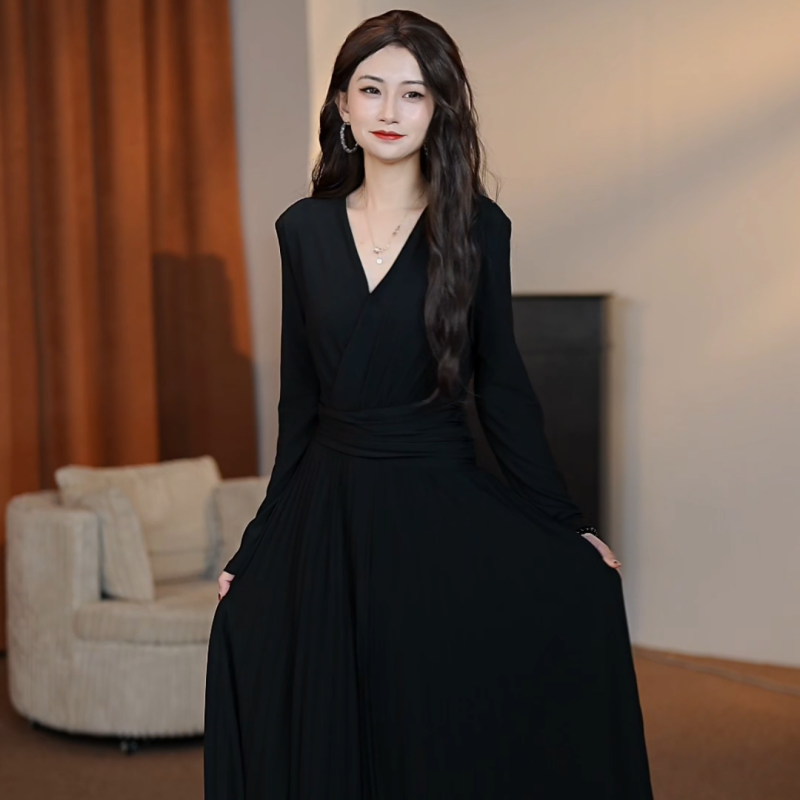 【万千】 鸿图 法式高级感V领高腰设计显瘦长裙-HZ1102