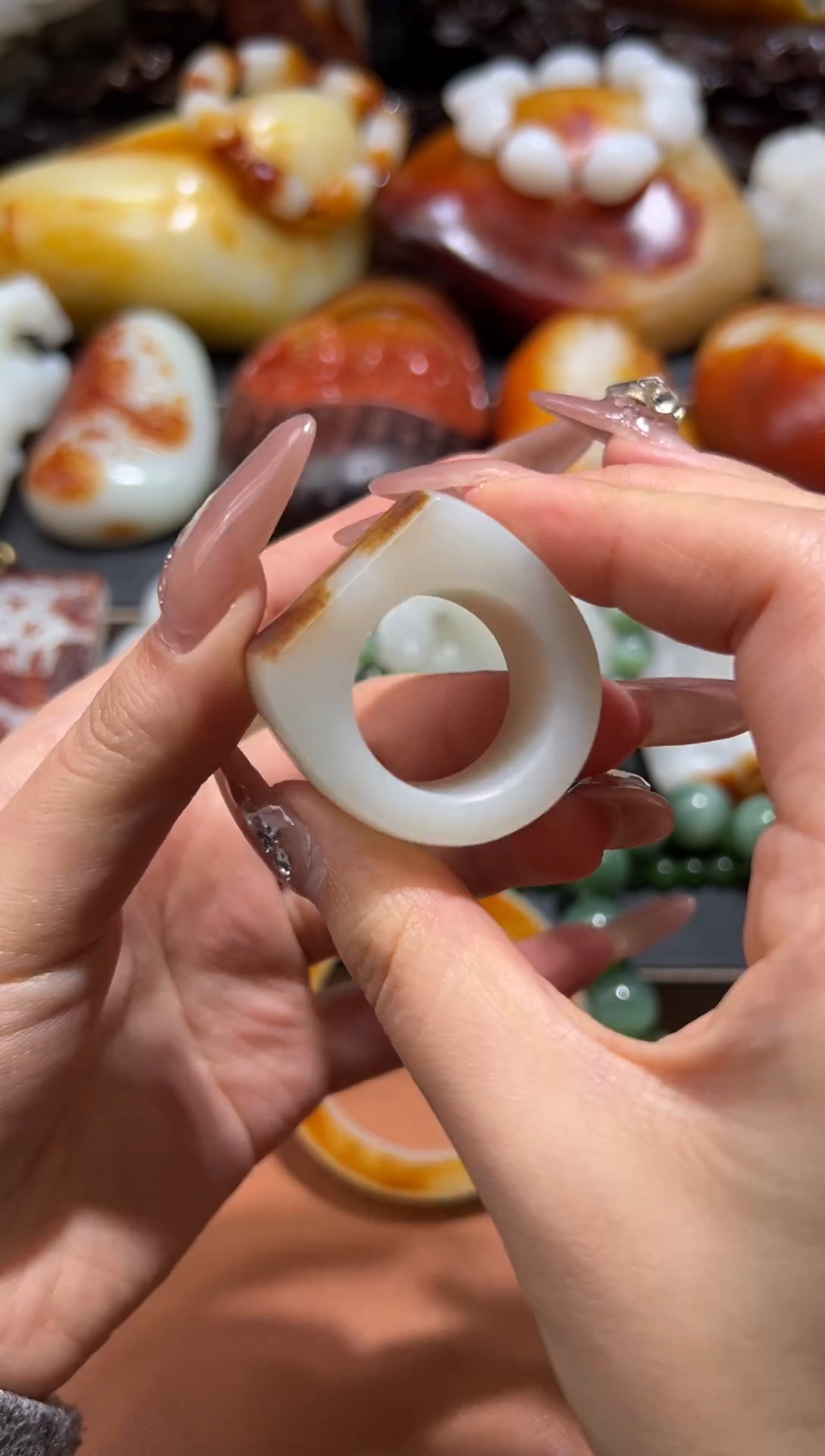 未镶嵌和田玉把件淡*和田玉