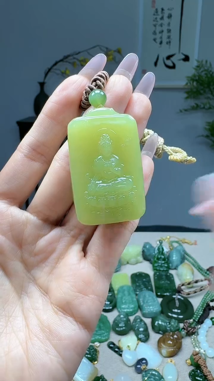 未镶嵌和田玉挂件1