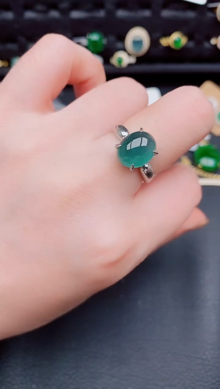 【闪购商品】翡翠戒指银S925镶嵌天然a货翡翠737