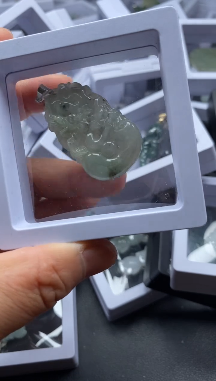 【闪购商品】翡翠吊坠(不含链)未镶嵌39560