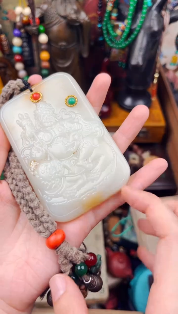 和田玉未镶嵌吊坠(赠链)飞姐精品专属推荐39