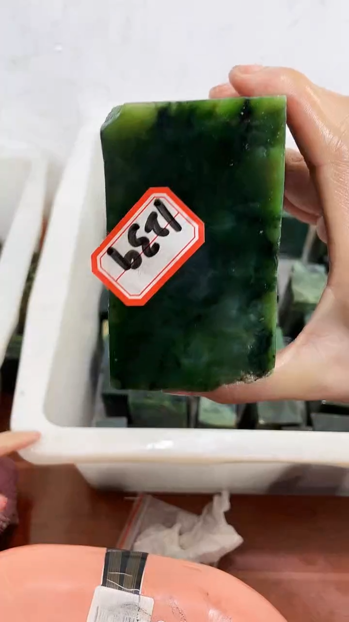 【闪购商品】和田玉摆件未镶嵌1