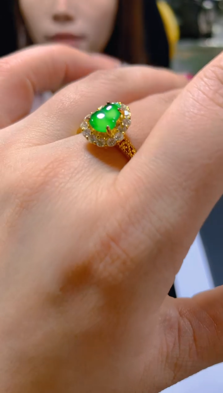 未镶嵌戒指翡翠多样性发一