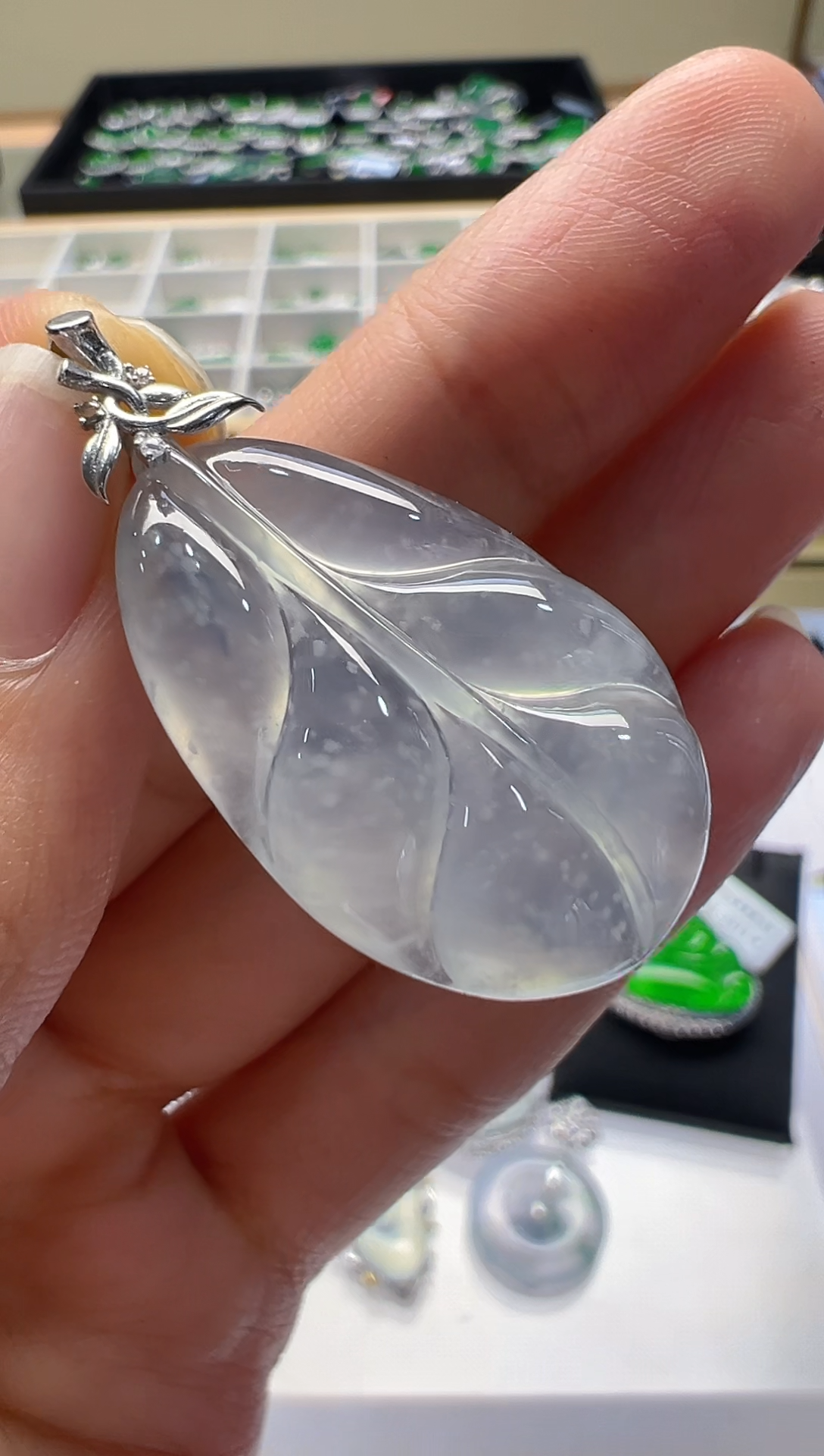 【闪购商品】翡翠吊坠(不含链)18K金镶嵌多样性团购发一件