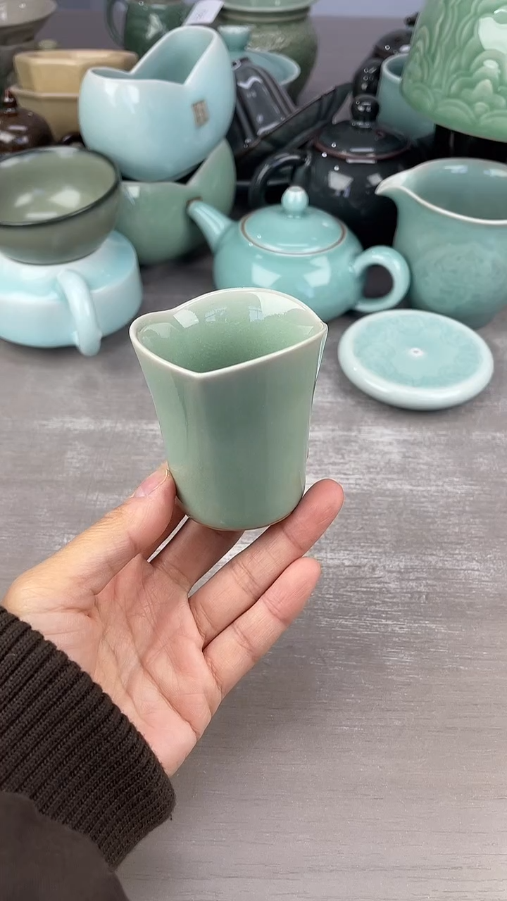 青瓷仓储清仓福利微瑕