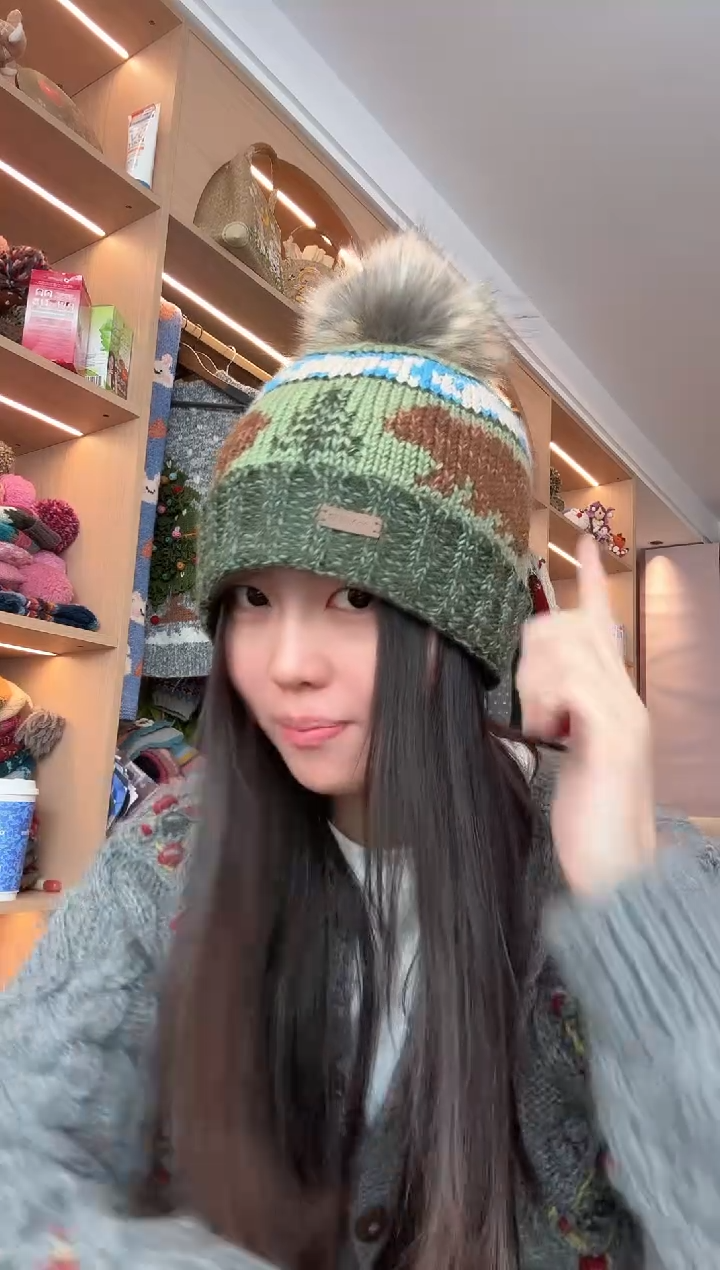 羊毛小怪兽单球帽