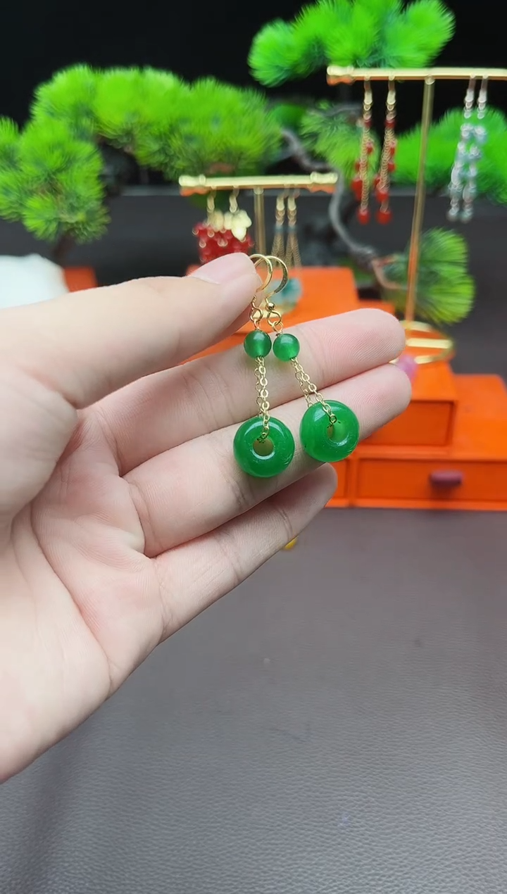 石英质玉（非洲翠）银S925镶嵌耳饰606